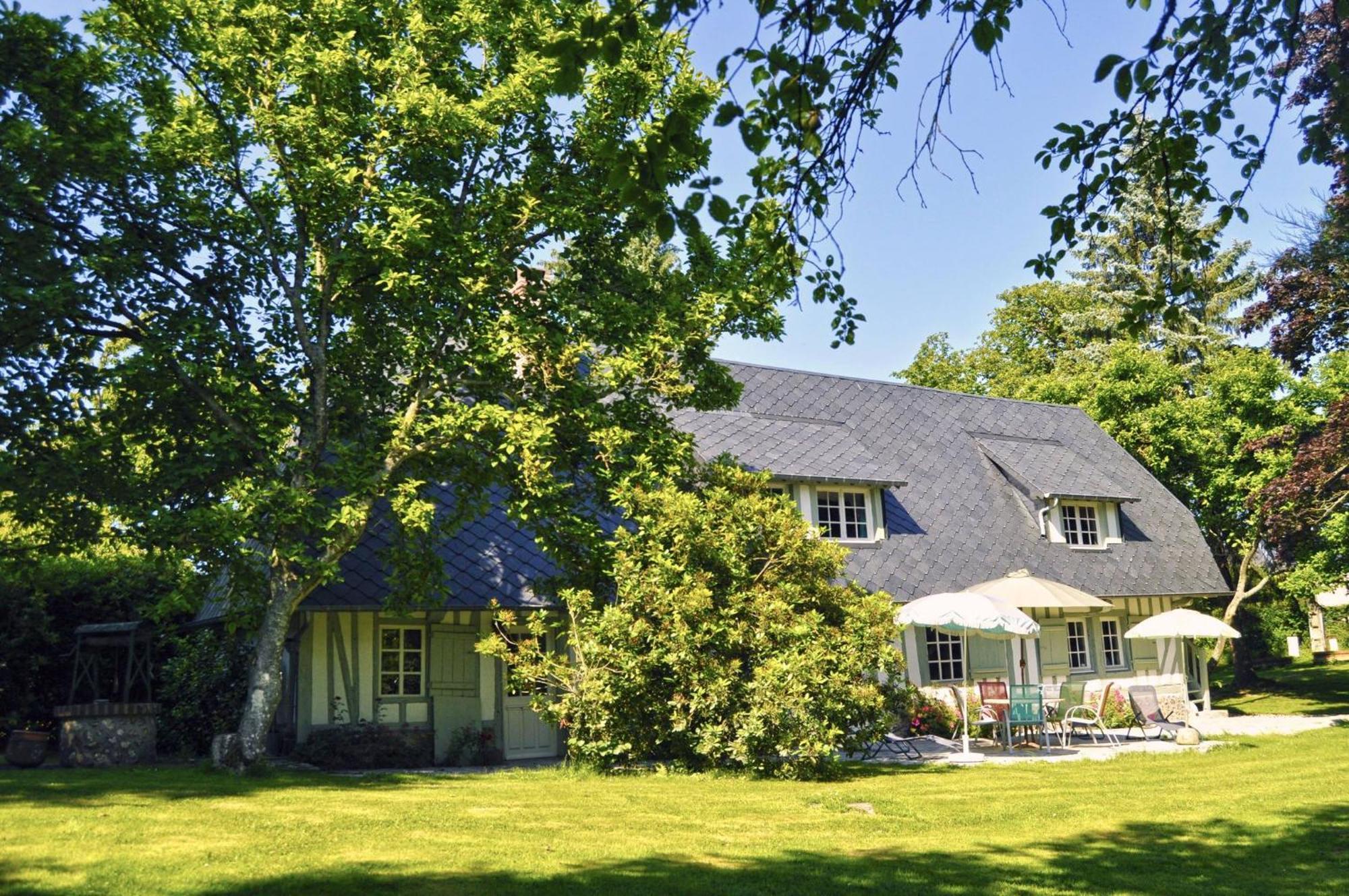 Vila Gite La Normande Etreville Exteriér fotografie